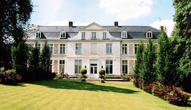 Chambres d'Hôtes Château de Courcelette