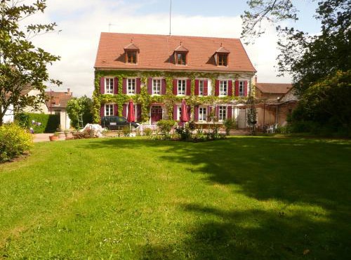 Chambres d'hôtes et Roulotte Au Bonheur Du Parc