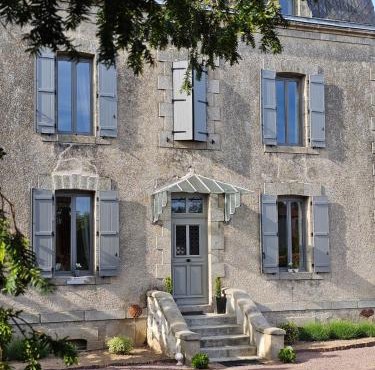 Chambres d'hôtes "Le Petit Cardinal" - proche PuyduFou