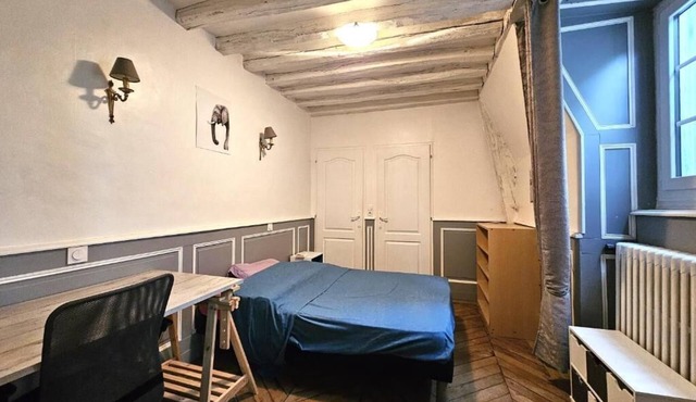 Chambres d'Hote sleeps 2 with pool and fully equipped kitchen Le Mans/Circuit 24 H