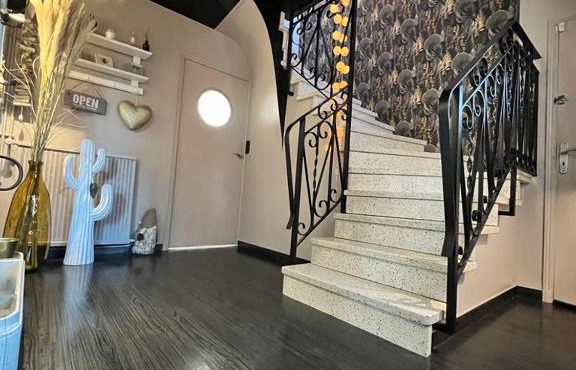 Chambres dans villa avec piscine