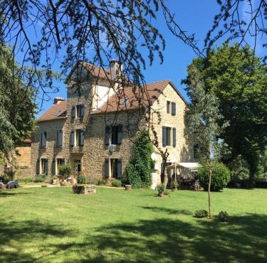 Chambres et table d'hôtes Le cèdre Aveyron