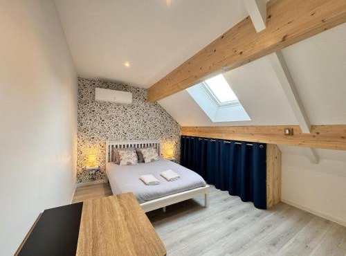 Chambres privées avec salle d'eau, clim, TV - Proche circuit - Campagne - 2p