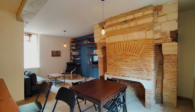 Champagne apartment at CATY