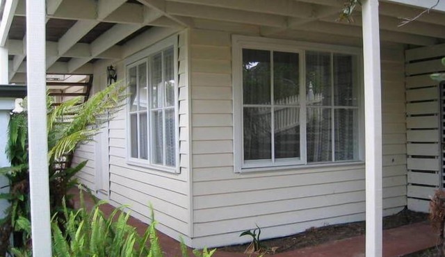 Champagne Decking Sorrento a few minutes walk to town and beaches