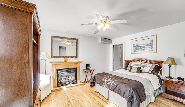 Champagne House Studios