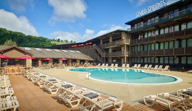 Champion Grand Suite | Slopeside Hotel