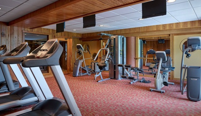Champion Hotel | Spacious + Separate Living Area