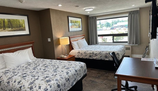 Champlain Motor Inn