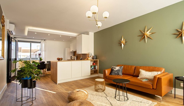 Champollion Appartment : A/C + Netflix + Garage