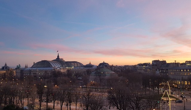 Champs-Élysées Suite: Most Amazing view of Paris