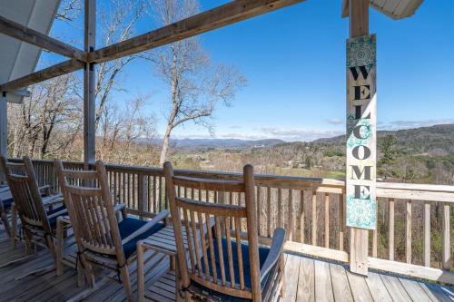 Chandler House · Chandler House - Custom Home with Mountain View