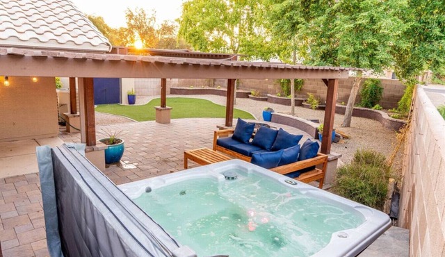 Chandler Oasis: Patio, Hot Tub & Nearby Parks