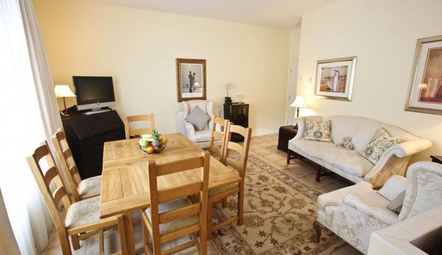 Chanel - ST-LAURENT-DE-CERDANS