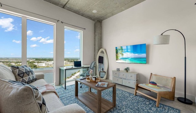 Channelside:Steps to DT, Amalie Arena, Conventions