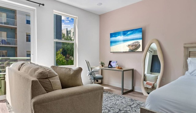 Channelside Studio: Perfect for Work Trips! DT