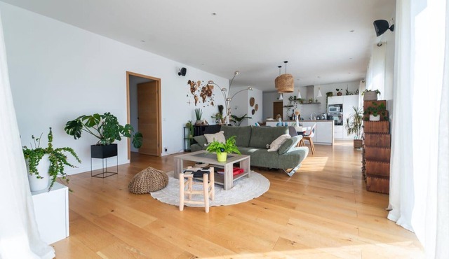 Chantemerle: beautiful house with jacuzzi