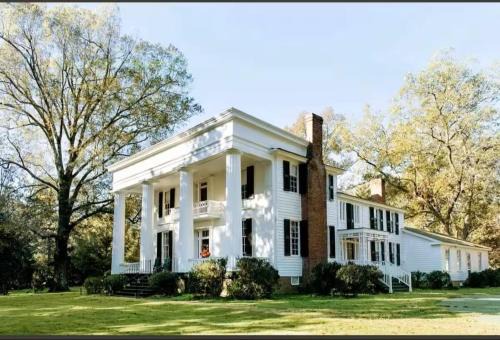 Chantilly Bed and Breakfast