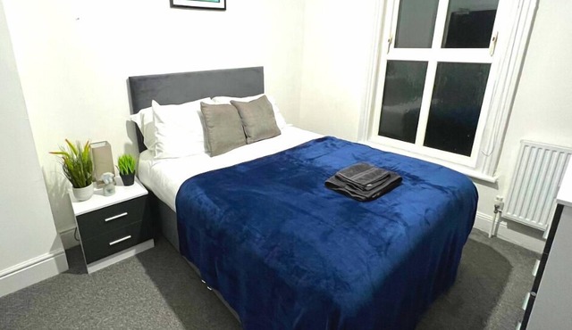 Chantry Suites Double Room with En-Suite in DN31