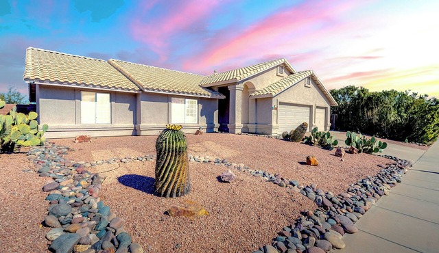 Chapala Court: 3BD/2BA w/Fire Pit & Hot Tub