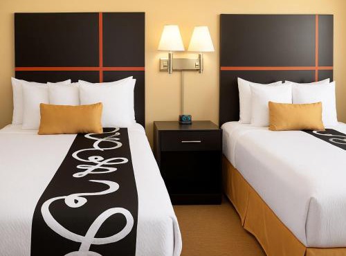 Chaparral Motor Inn