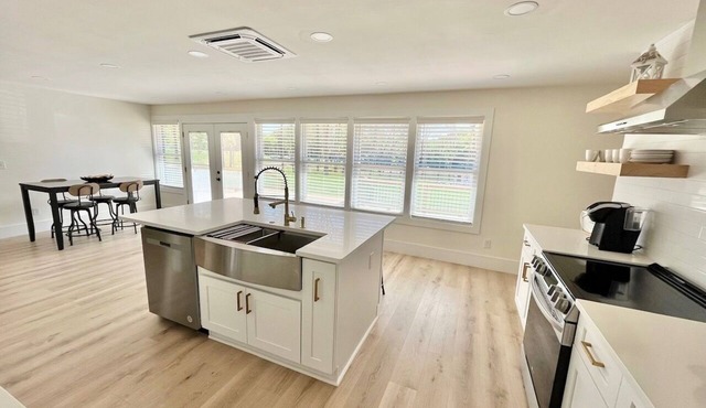 Chapel Farm 4br house in Spartanburg, sleeps 12.