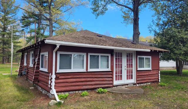 Chappy's Cabin - Very Cute, Comfy, and Traditional!
