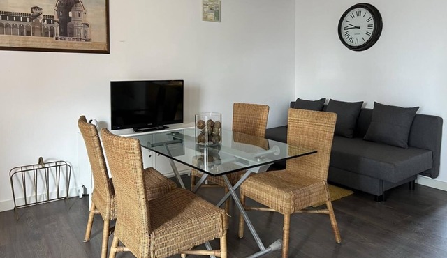 Charming apartment next to Camp Nou