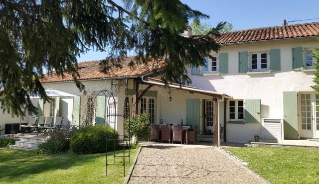 Character farmhouse with magnificent views and large private pool near Aubeterre