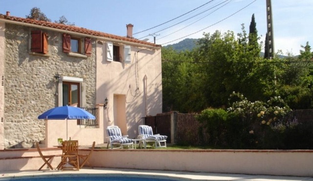 Character Cottages - Pool & Garden, nr Argeles Sur Mer, restaurants & shops