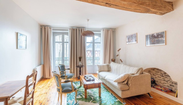 Character apartment in the historic heart of Vannes