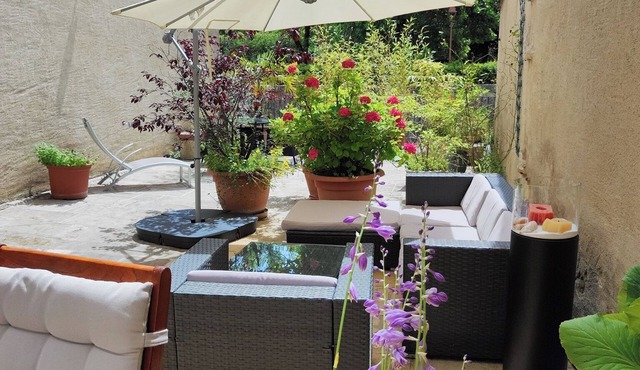 Character apartment in the center of Dole