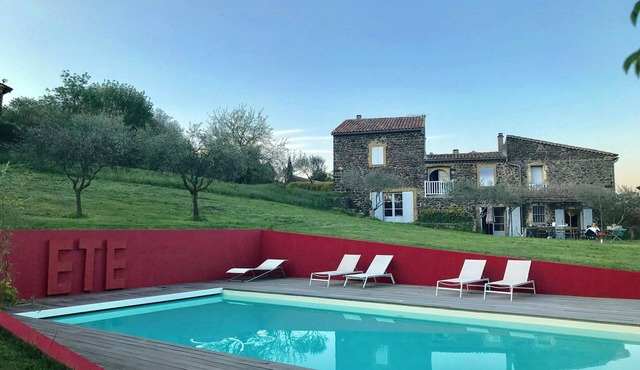 Character house with pool in Ardèche
