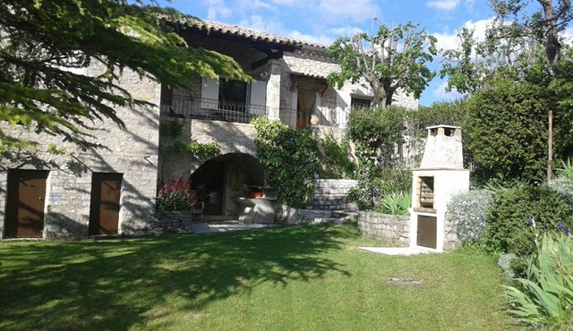 Character gite Ventoux Baronnies area