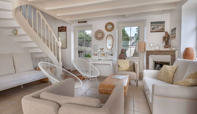 Character house at 100 meters from the beach