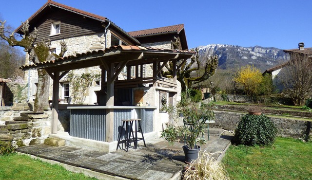 Character house at the gateway to the Chartreuse park
