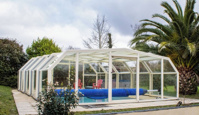 Character house Logonna Daoulas