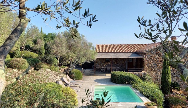 Character house, 'U STAZZU'