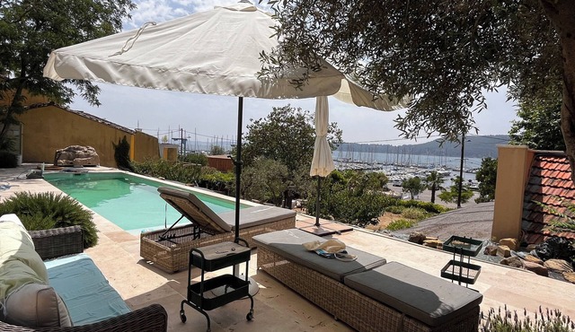 Character house with swimming pool on the small port of a Provencal village