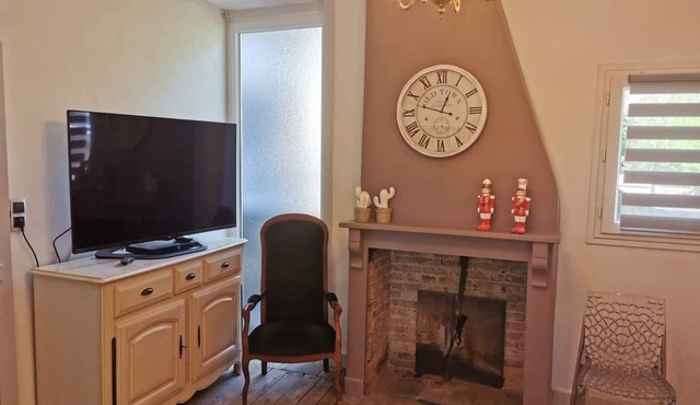 Character house with garden garage and jacuzzi