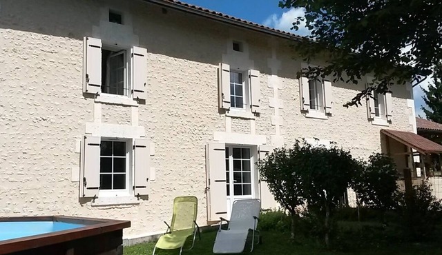 Character house with garden & swimming pool