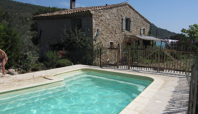 Character house with private pool in Albas for 10 people