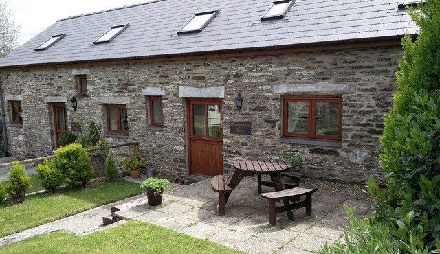 Characterful cottage in beautiful, quiet, rural location close to the coast.