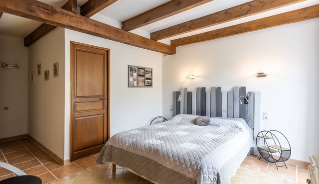 Chardon Room – Elegance at the Heart of Le Domaine de la Salamandre
