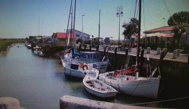Charentaise house with garden for 4-6 persons