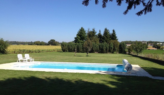 Charentaise Stone House With Private Own Use Swimming Pool and Grounds.