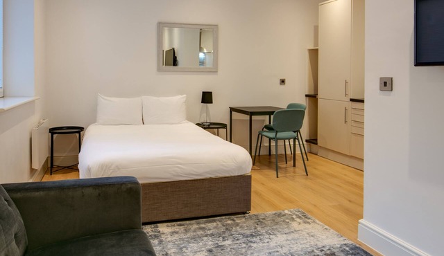 Charles Hope Apartments Swindon