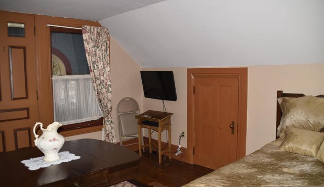 Charles Nelson Schmick House