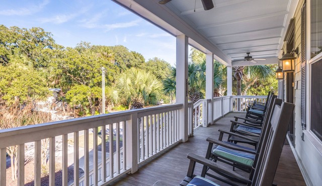 Charleston Coast Vacations "Moore to Life"
