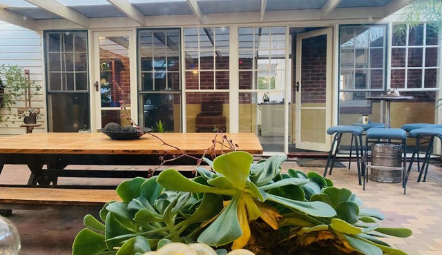 Charleston House Mathoura